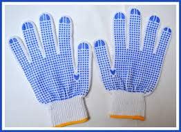 Polka Dotted Hand Gloves